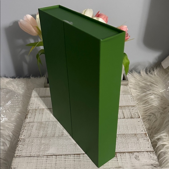 New in box Kate spade ten days of socks boxed set - Picture 9 of 9